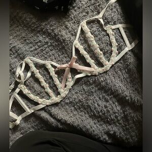 For love and lemons bra